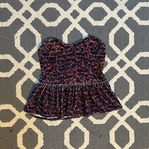 NWOT UO Strapless Peplum Top